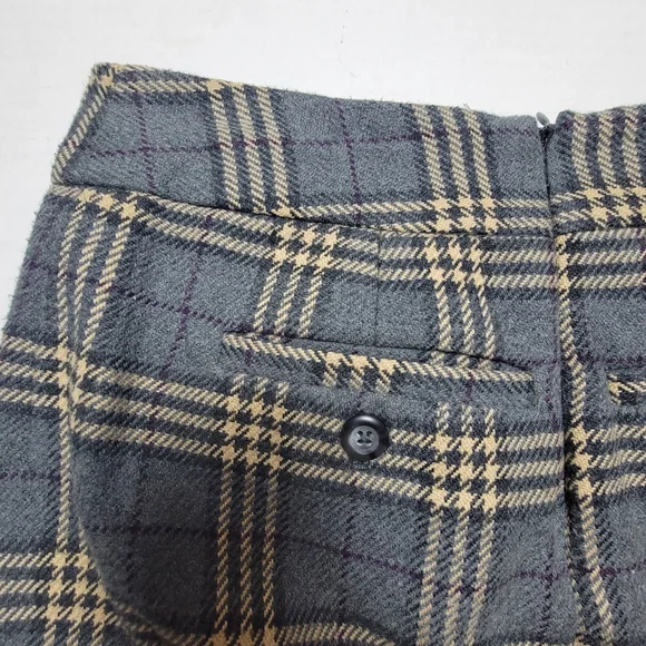Retro 90s style Y2K Little Plaid Mini Skirt! - Picture 6 of 12